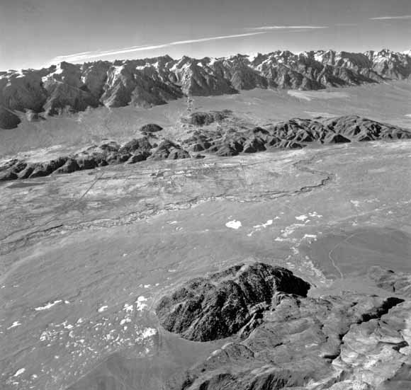 low-angle oblique air photo of Owens Valley