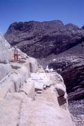 Photograph jointed granitic blocks .